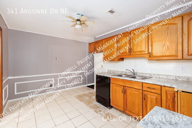 Building Photo - 341 Argonne Dr NE