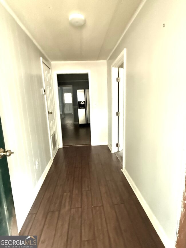 Building Photo - 115 Welcome-To-Arnco