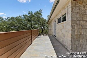 Building Photo - 807 Happy View