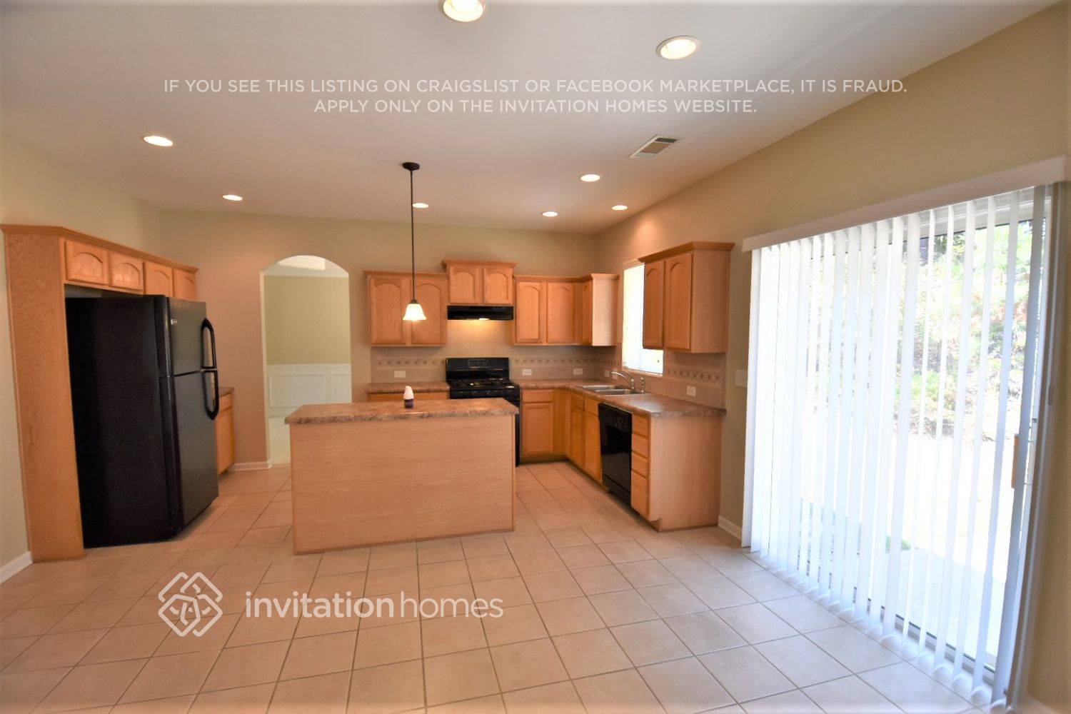 Building Photo - 610 Simonton Crest Dr SE