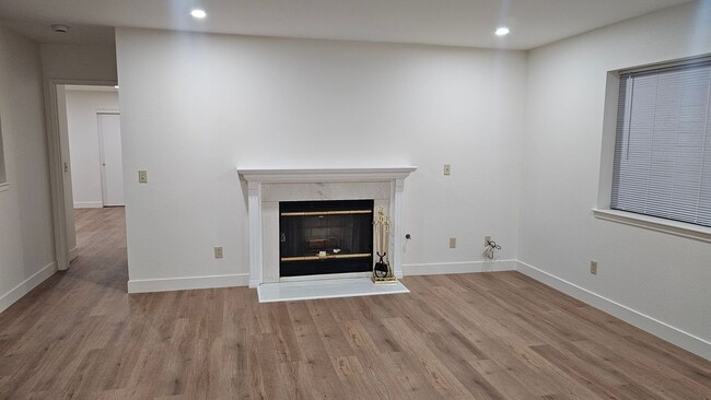 Primary Photo - 13483 Nicola Rd