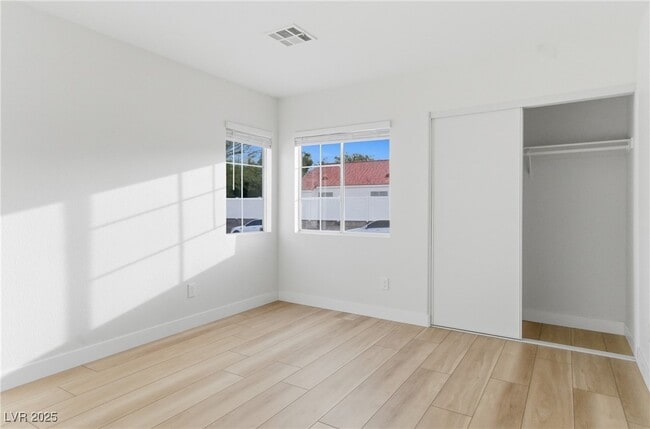 Building Photo - 6670 Cinnabar Coast Ln