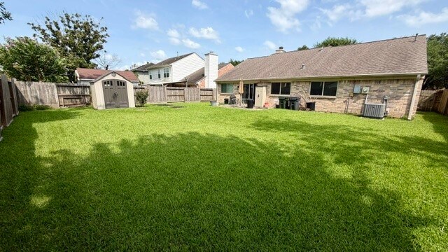 Building Photo - 3214 Lakefield Way