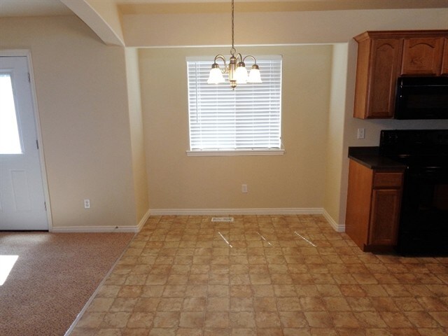 Building Photo - 7418 Ute Dr