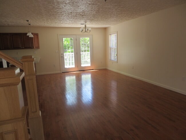 Building Photo - 28 Holler Rd