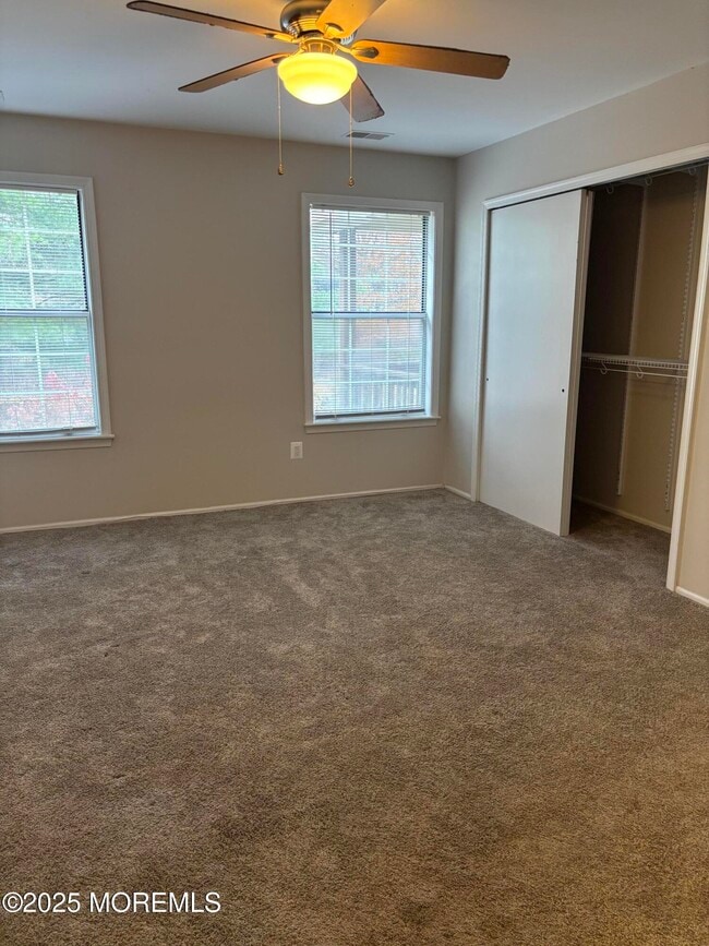 Building Photo - 481 Hawthorne Pl