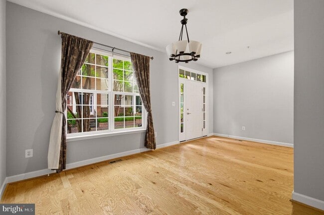 Building Photo - 11657 Leesborough Cir