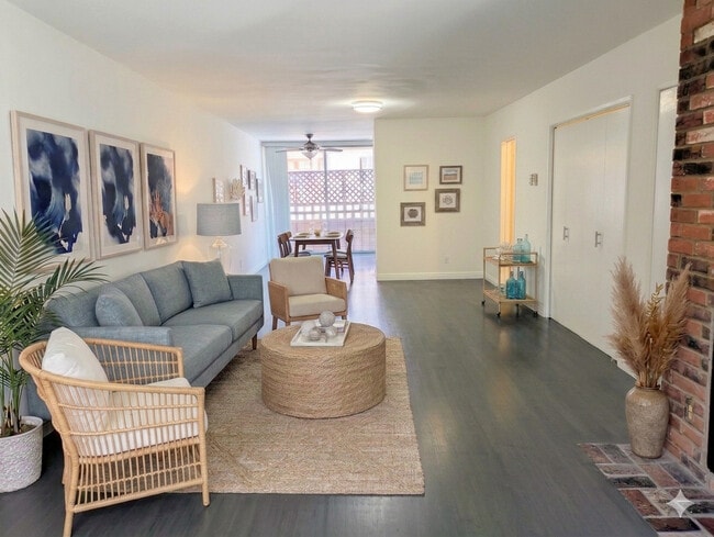 Building Photo - 129 Marguerita Ave