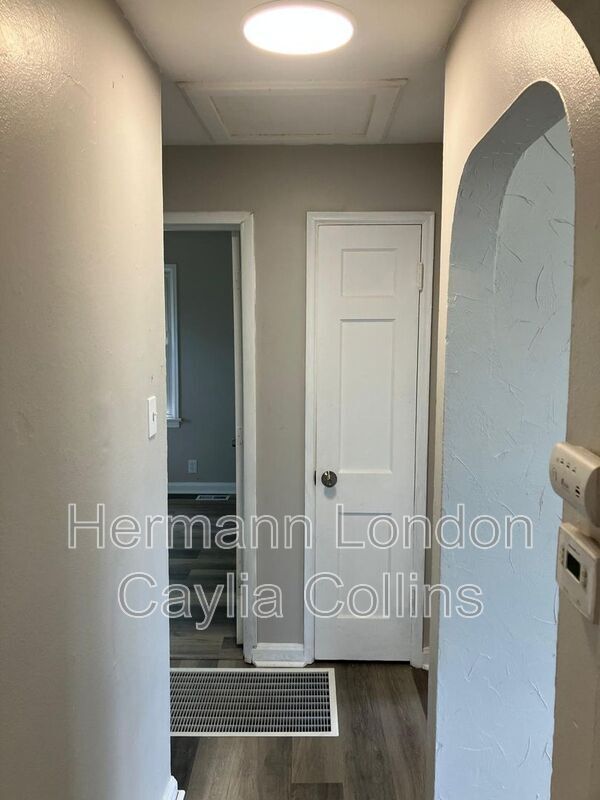Building Photo - 6132 Eaton Dr