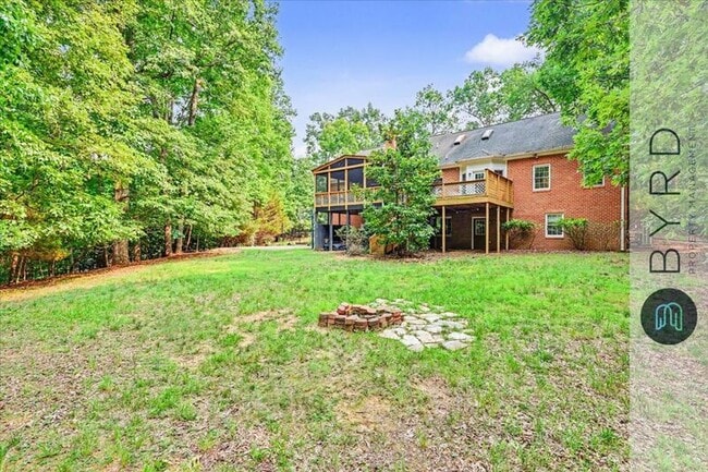 Building Photo - 3010 Robious Crossing Dr