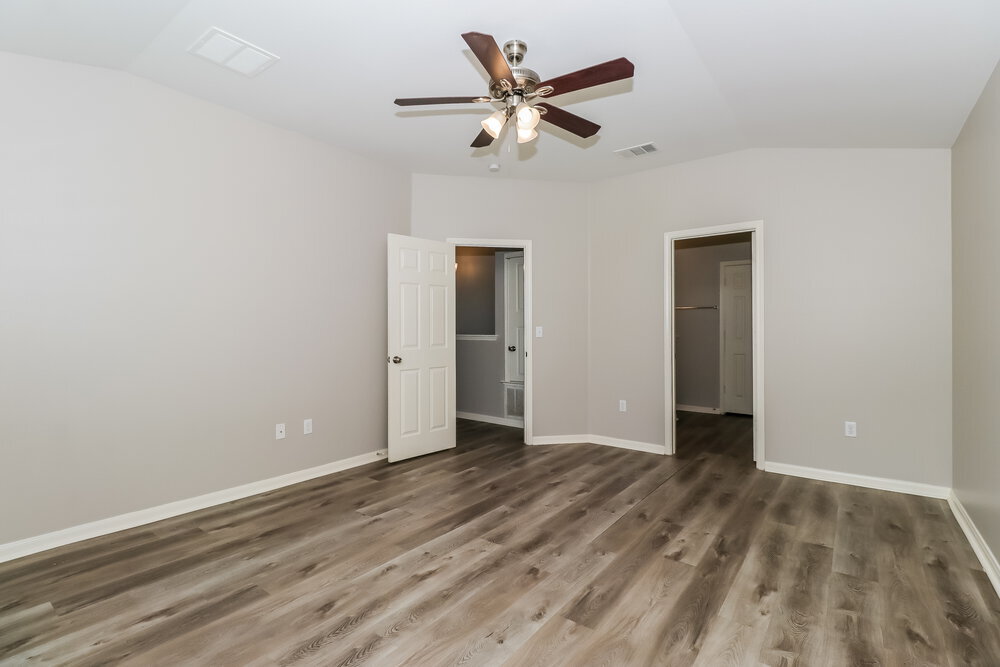 Building Photo - 388 Musgrav