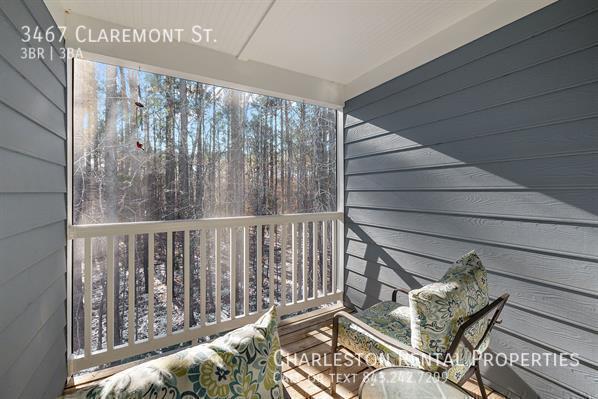 Building Photo - 3467 Claremont St