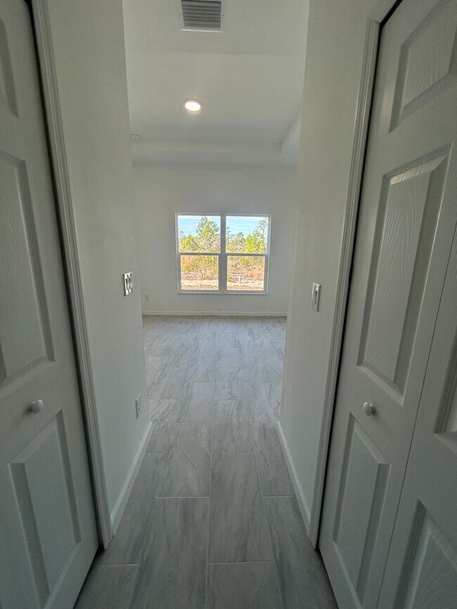 Building Photo - JUST BUILT! Spacious 4Bd /2Ba /2CG Single Family Home