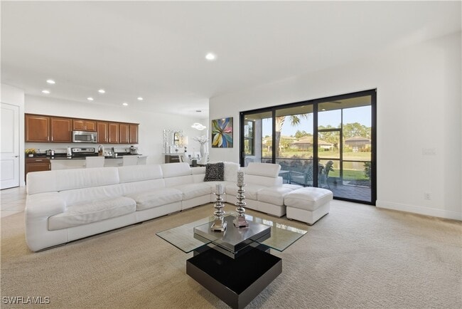 Building Photo - 4573 Tamarind Way