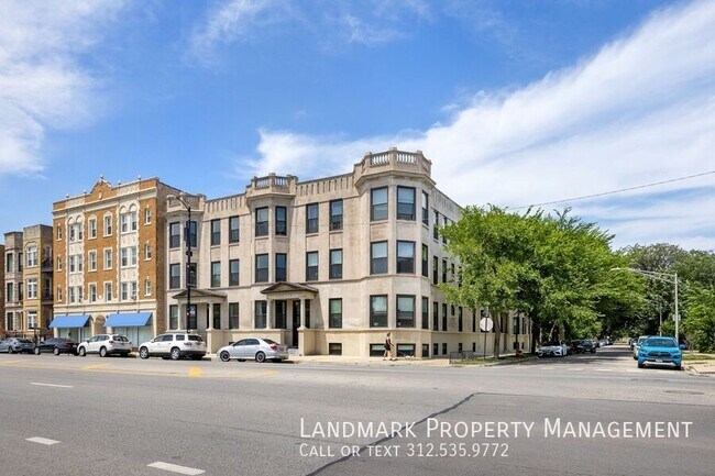 Primary Photo - 3036 W North Ave