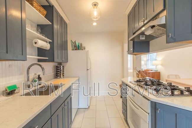 Building Photo - 2602 Acklen Ave