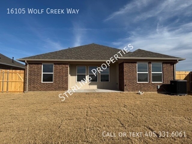 Building Photo - 16105 Wolf Creek Way