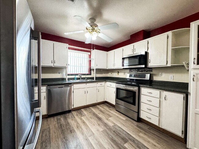Building Photo - "Mesa Del Sol 3-Bed, 2-Bath Solar-Powered ...
