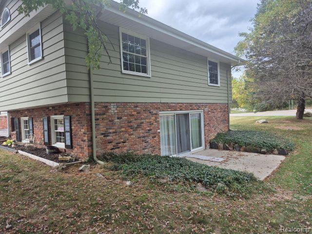 Building Photo - 12387 Milford Rd