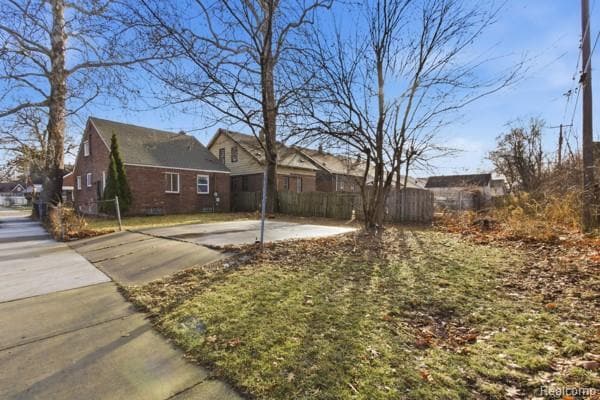 Building Photo - 15795 Monte Vista St