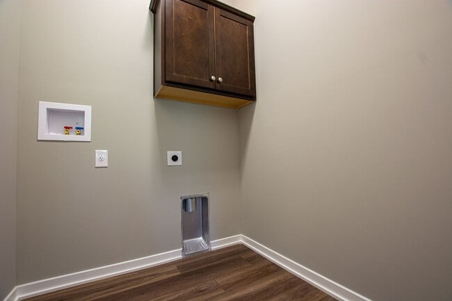 Building Photo - S342-346 North Allen Street