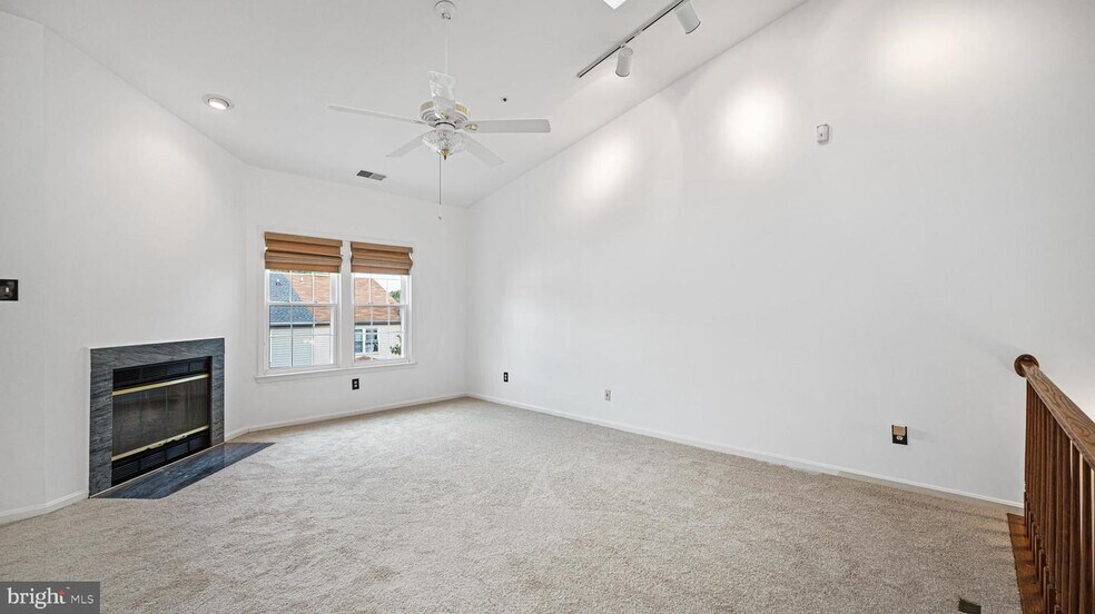 Building Photo - 14226 Jib St