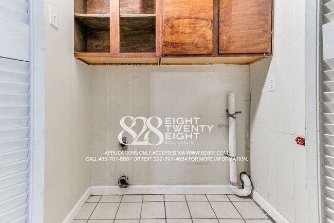 Building Photo - What a Deal! Spacious 4 Bed/2 Bath Brick Single Family Home Available NOW in SW OKC! Now Touring!