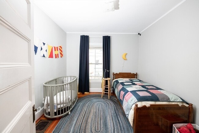 Building Photo - 4 Highland Terrace