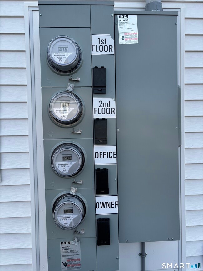 Building Photo - 95 Pennsylvania Ave