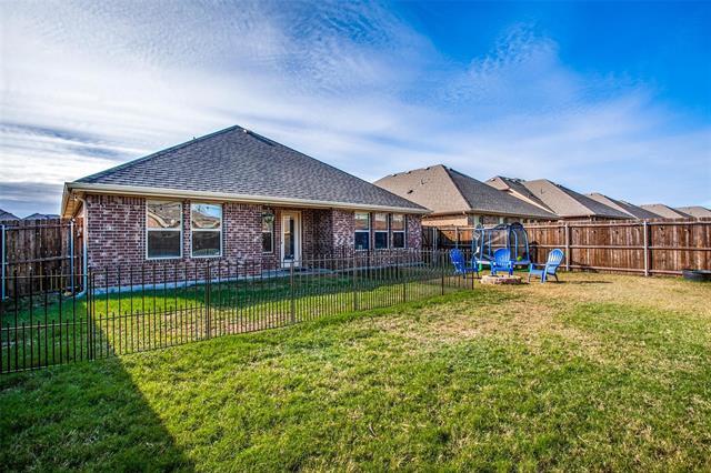 Building Photo - 3204 Honeycomb Way