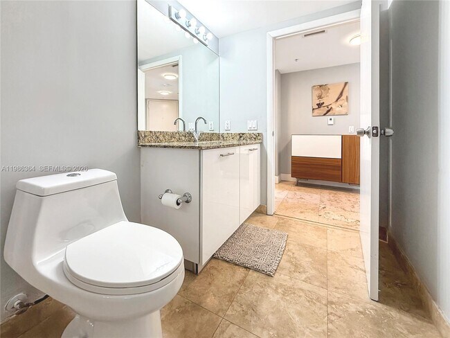 Building Photo - 41 SE 5th St