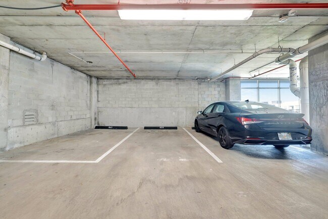 Building Photo - 315 NE 3rd Ave