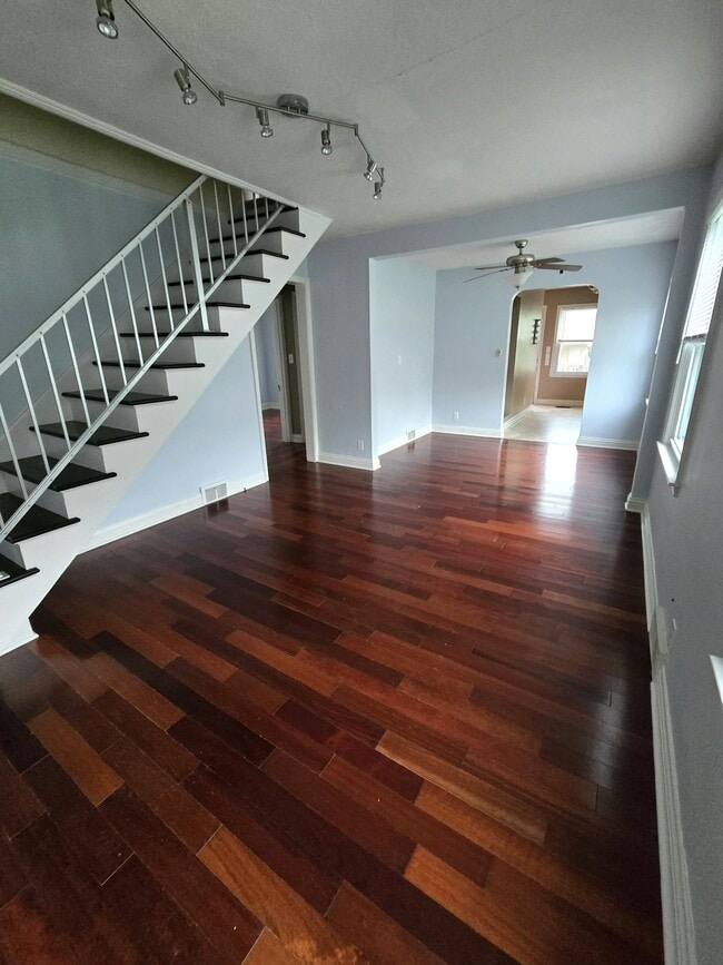 Building Photo - 201 Staebler Ave