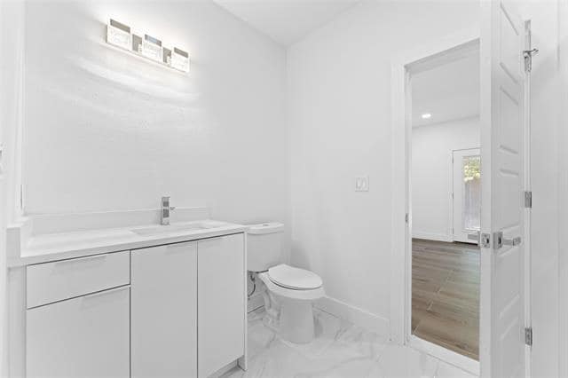 Building Photo - 2513 Crossman Ave