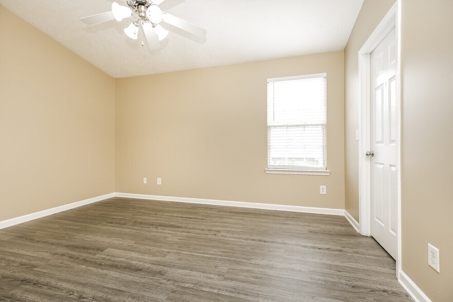 Building Photo - 3007 RG Buchanan Dr