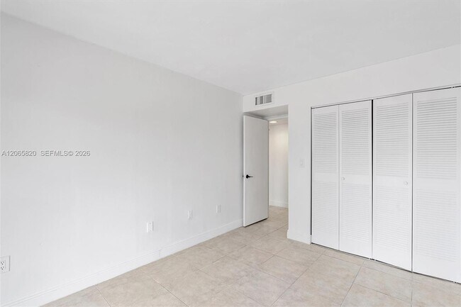 Building Photo - 13255 SW 88th Ln