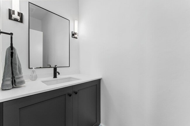 Building Photo - Luxury 3 Story Condo in Exclusive Titletown District