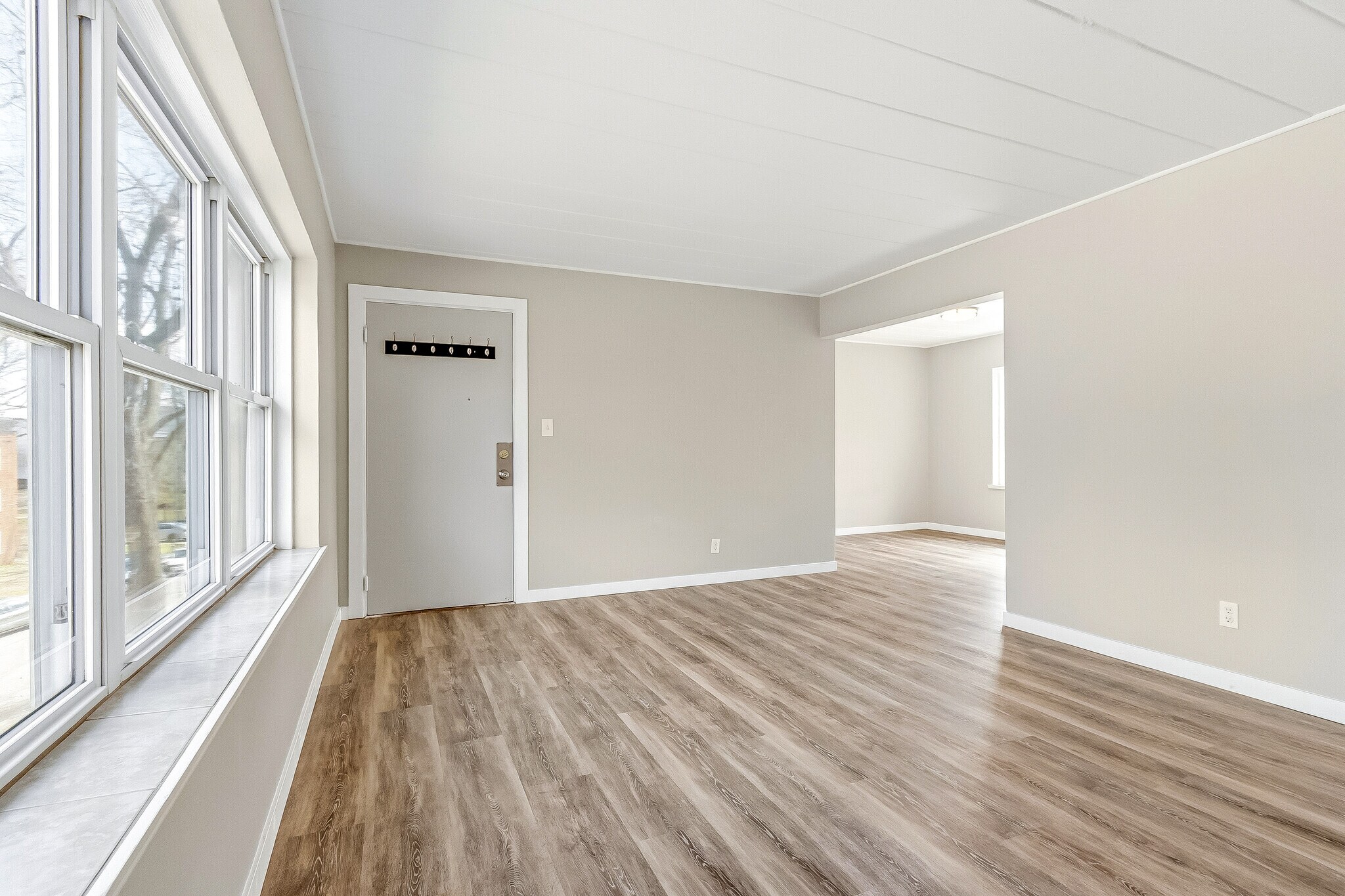 Building Photo - 24 Sherman Ter