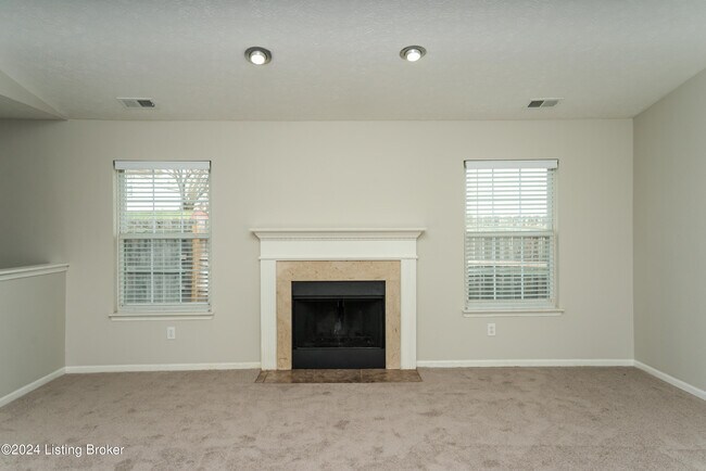 Building Photo - 6623 Timberbend Dr