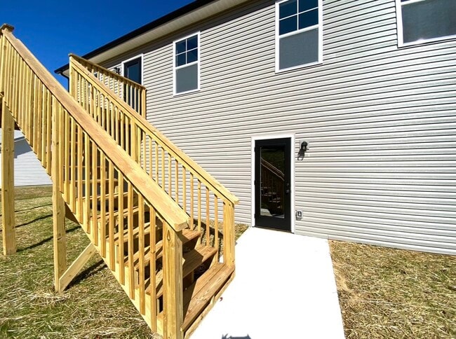 Building Photo - 7955 Poplar Grv Ln