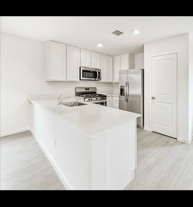 Building Photo - 2503 Ruffed Grouse Ct