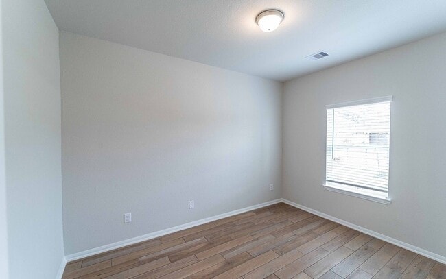 Building Photo - 4814 Magnolia Spgs Dr