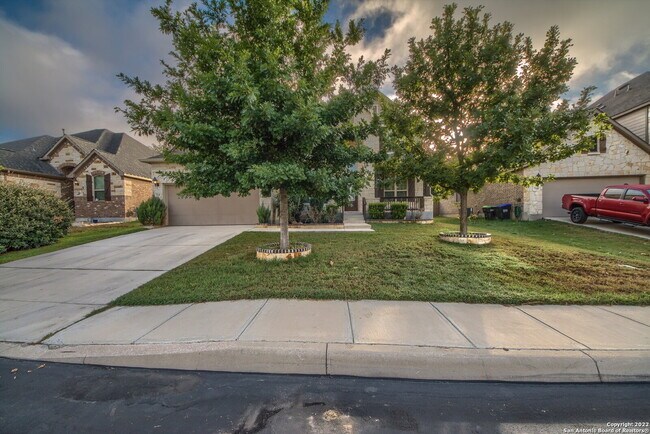 Building Photo - NOW OFFERING 50% OFF 1ST MONTH'S RENT!