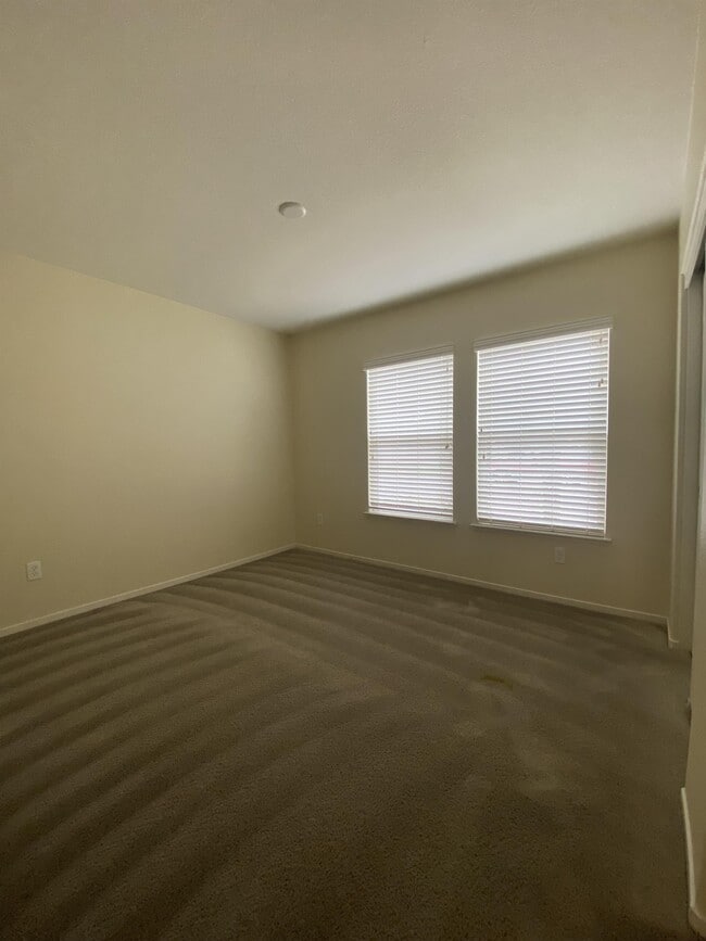 Building Photo - 9397 Collier Ct