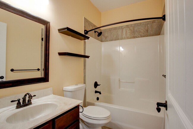 Building Photo - Stunning Five Bedroom With Hardwoods, Fireplace and Covered Patio in Sunset Meadows