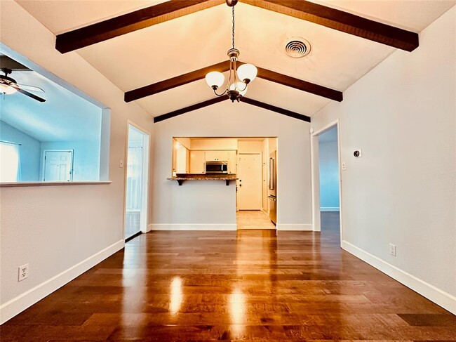 Building Photo - 103 Prince Dr