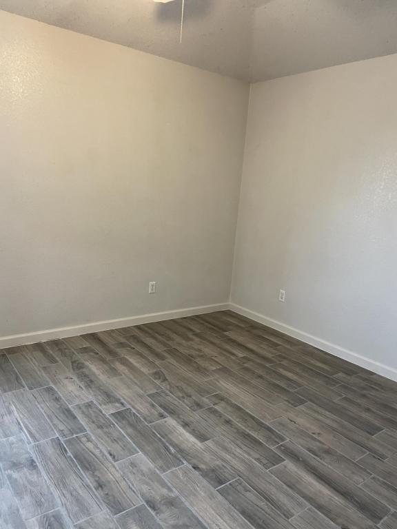 Building Photo - 2211 Garrett Dr