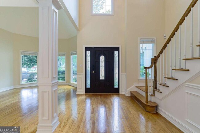 Building Photo - 1167 Druid Walk