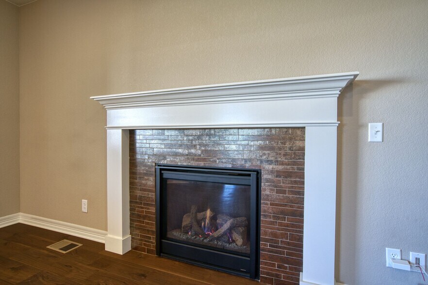 Building Photo - 2406 Spruce Creek Dr