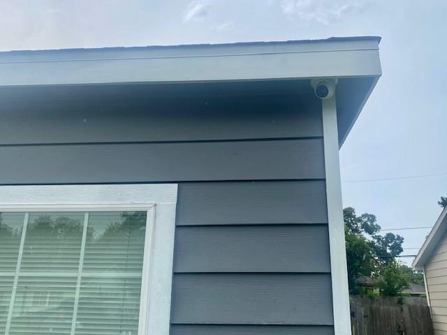 Building Photo - 917 Trimm Ave